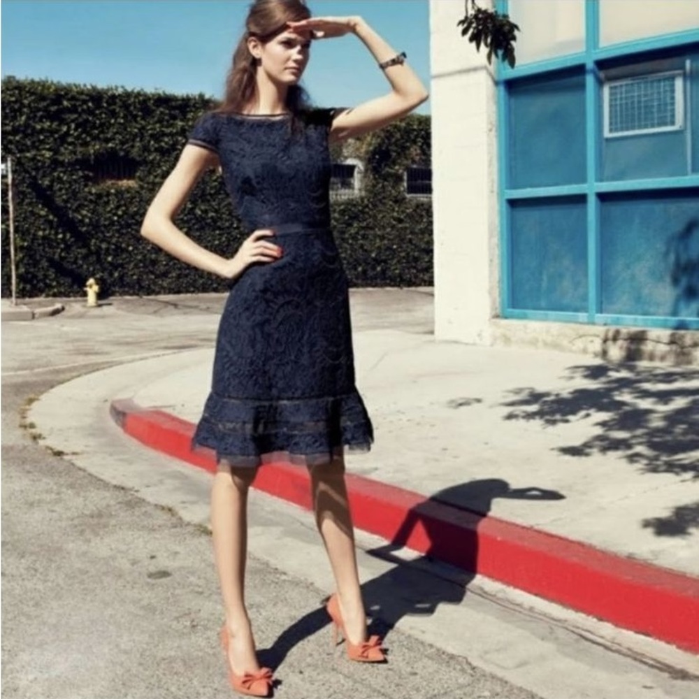 💙💃Adrianna Papell💃💙Nacy Lace A-Line Dress Size 2